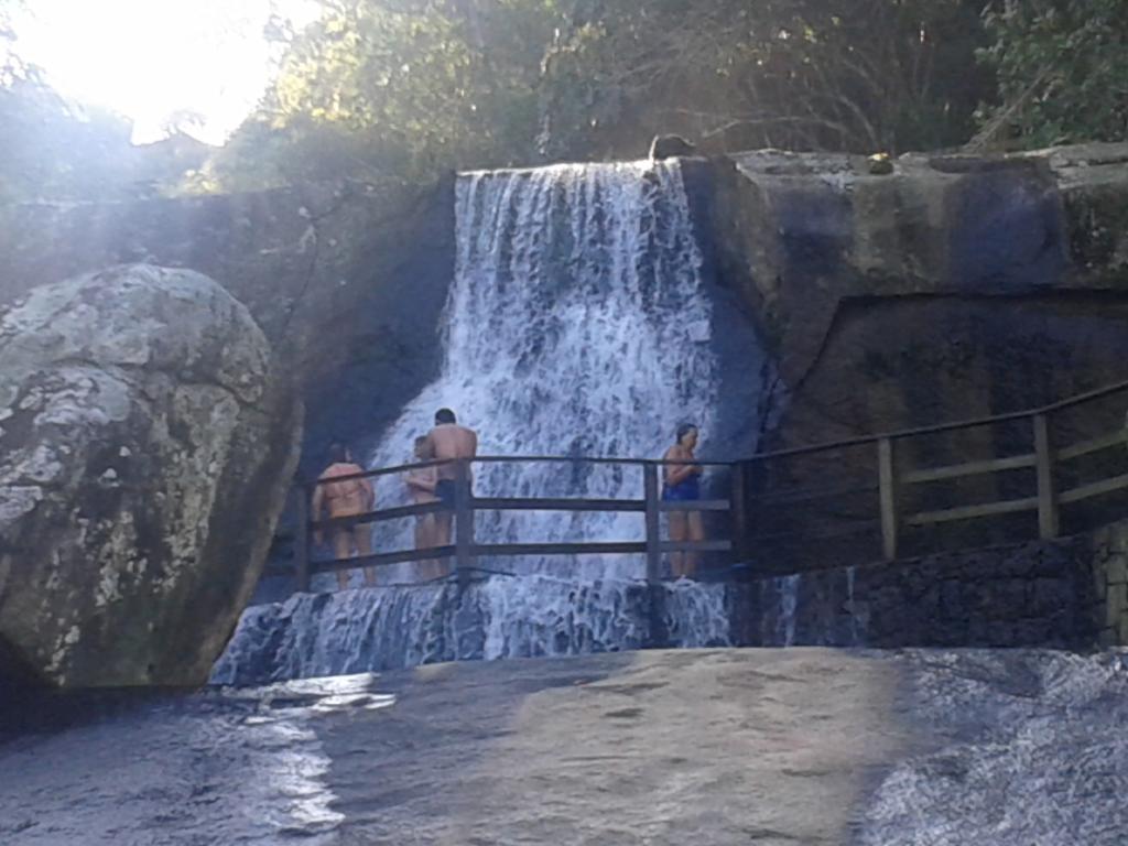 500M Da Praia, Predio Cm Piscina, 1Garagem, Wi-Fi 300 Mbps, Centro De Guaruja, Proximo A Praia E Comercio, Horarios Check-In E Check-Out Flexiveis, Churrasqueira, Exteriör bild